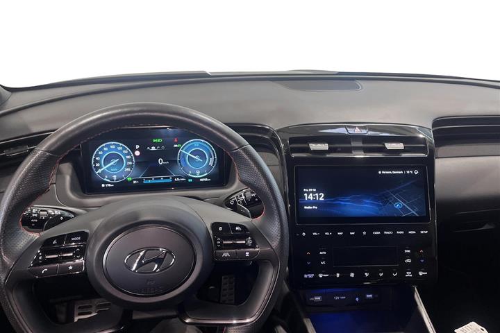 Sølv Hyundai Tucson fra 2023