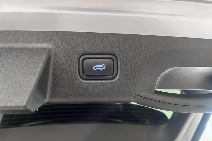 Sølv Hyundai Tucson fra 2023