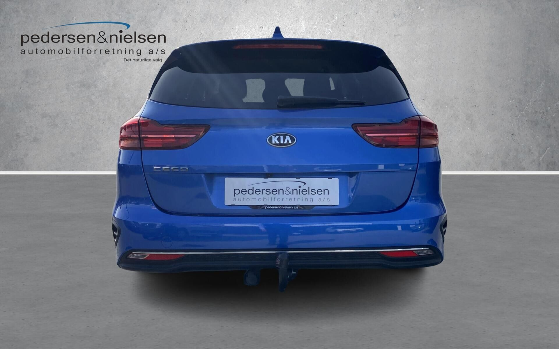 Blå Kia Ceed fra 2021
