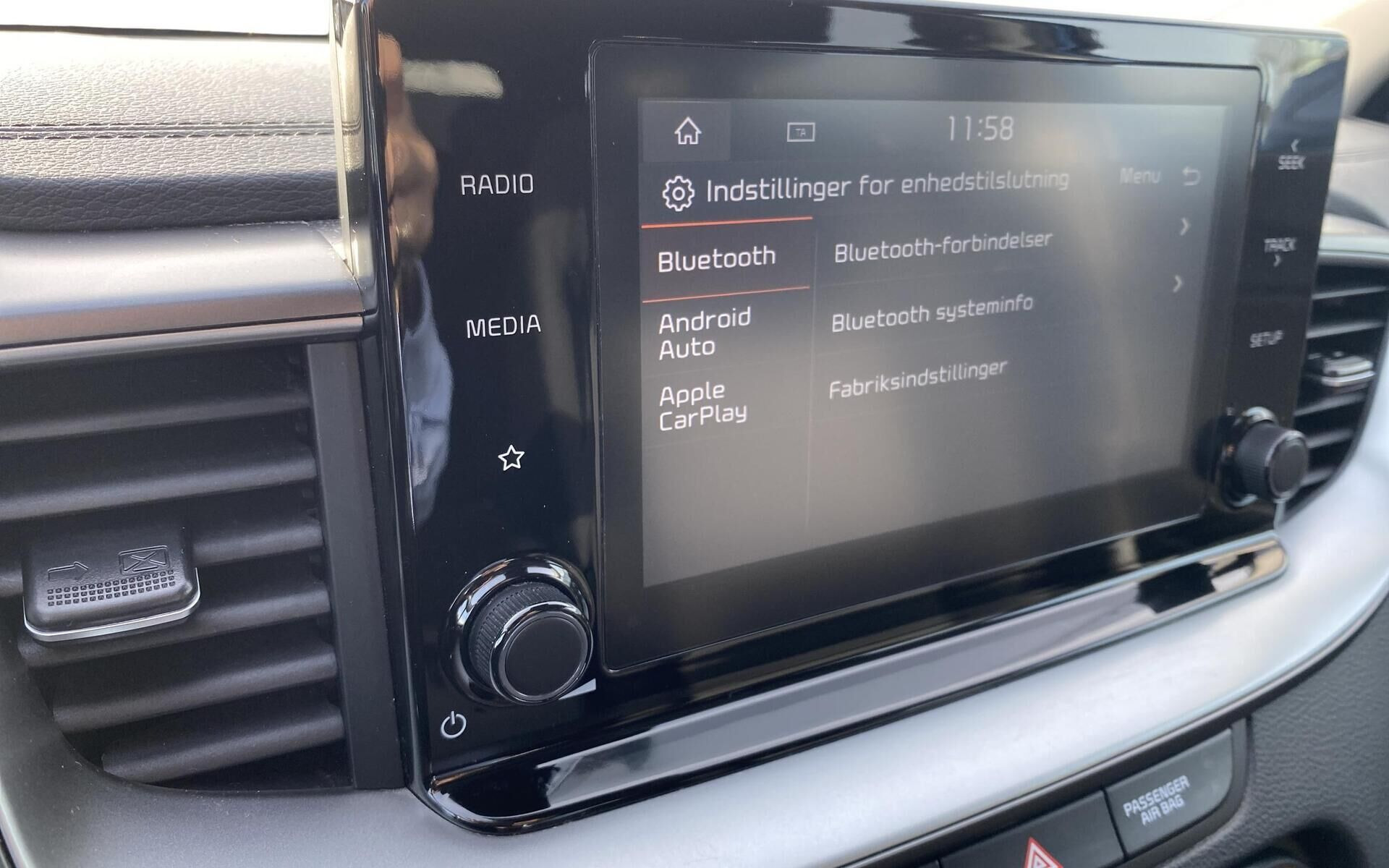 Blå Kia Ceed fra 2021