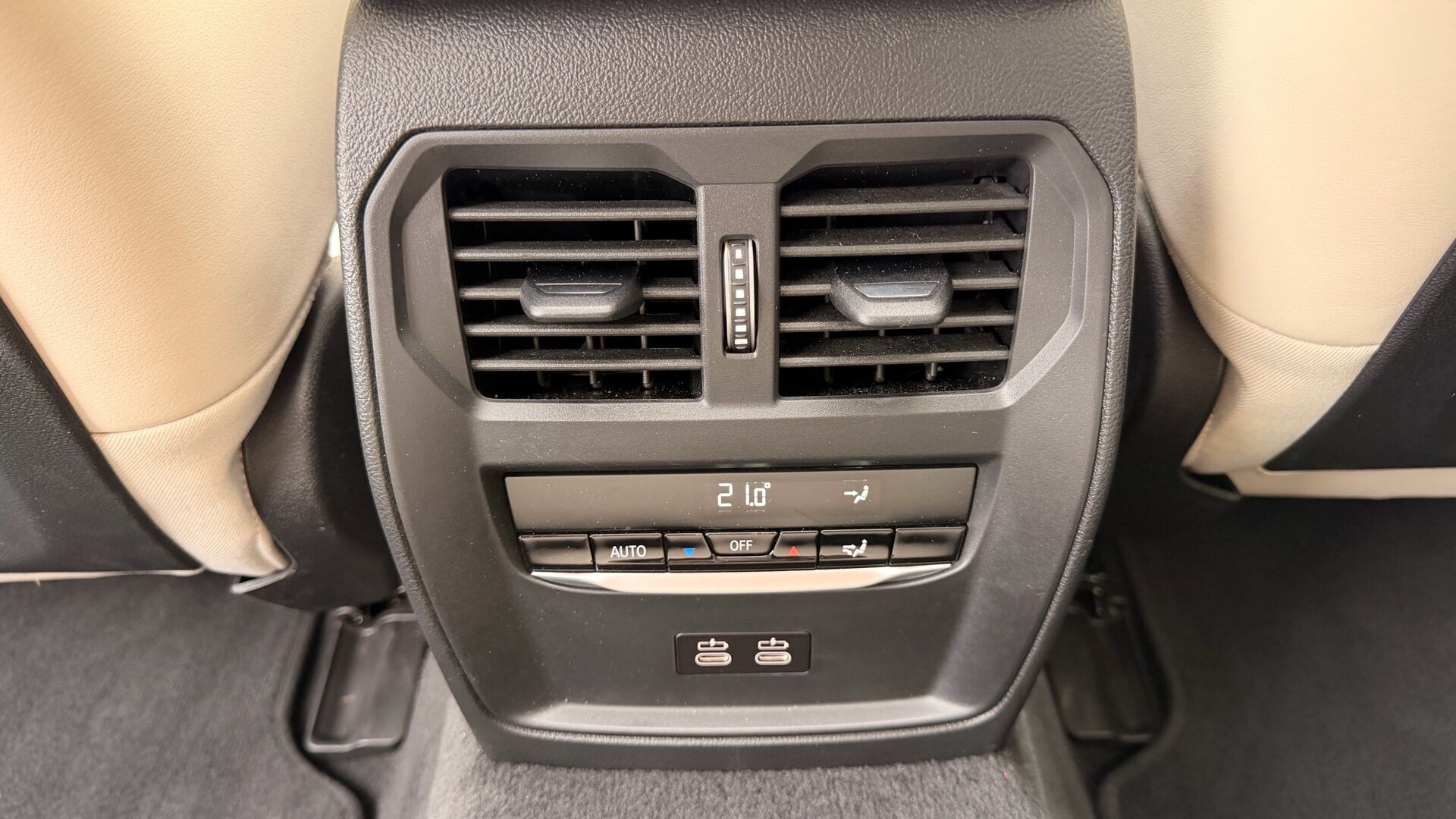 Sort BMW i4 fra 2025