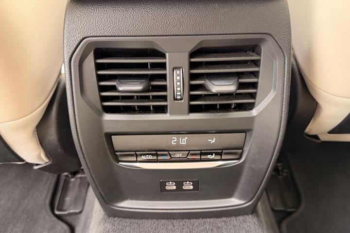 Sort BMW i4 fra 2025