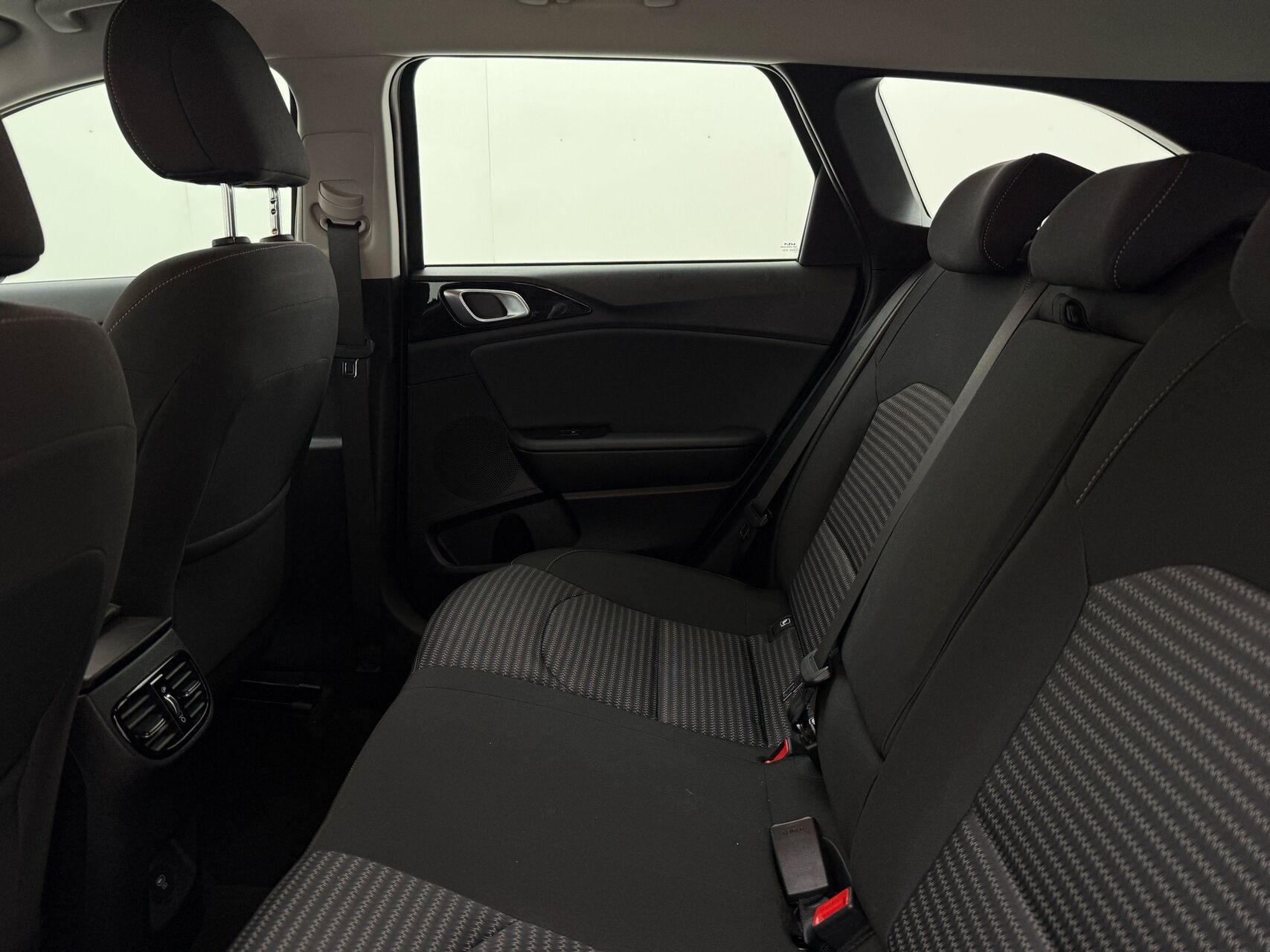 Grøn Kia Ceed fra 2023