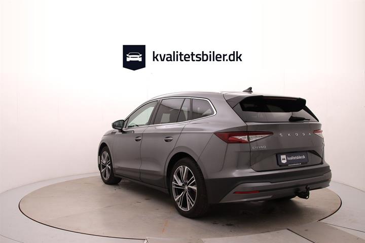 Grå Skoda Enyaq fra 2022