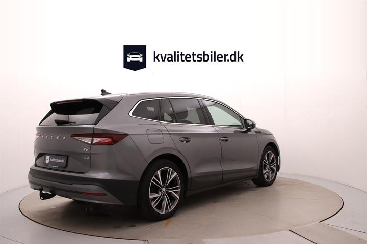 Grå Skoda Enyaq fra 2022