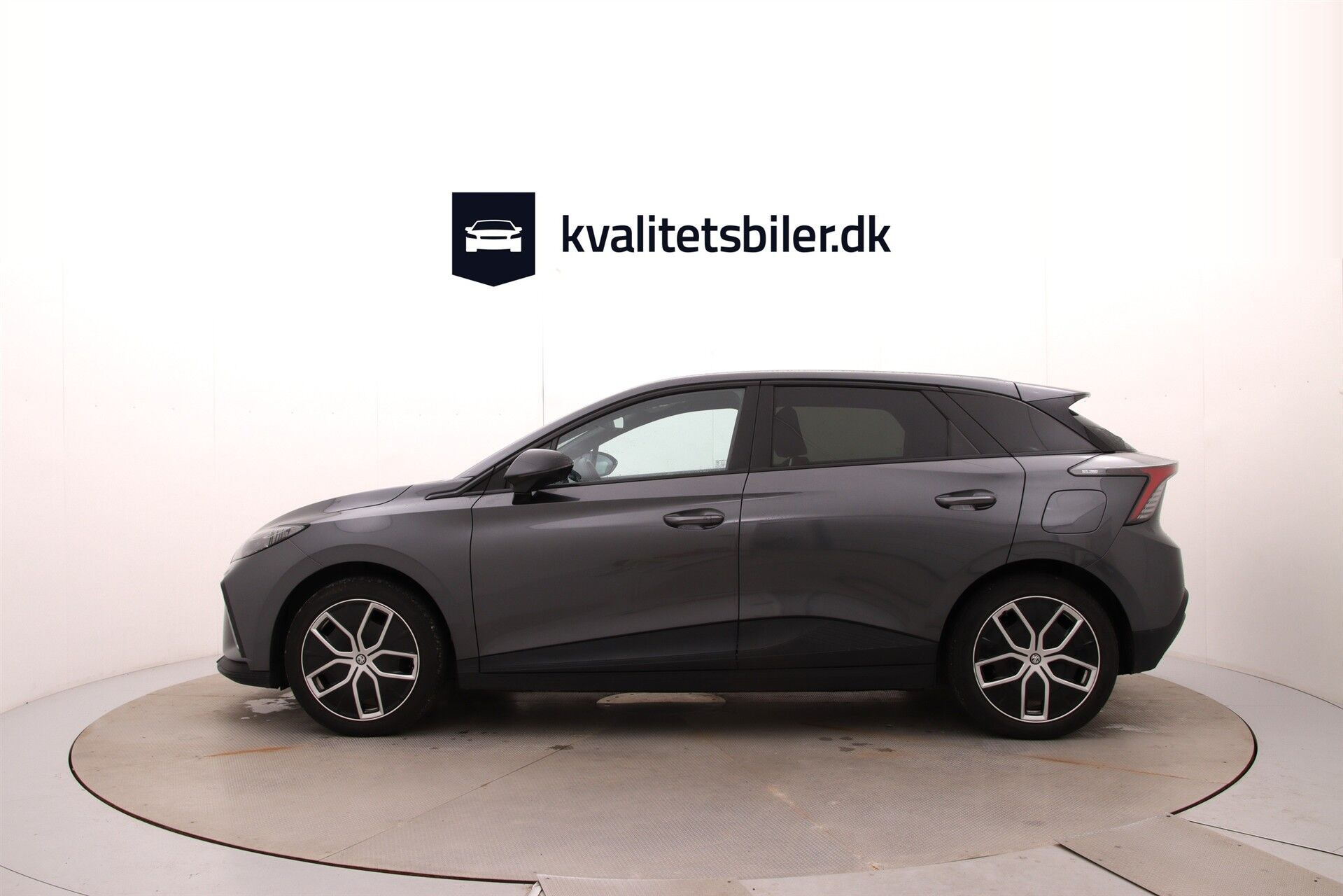 Grå MG MG4 Electric fra 2024