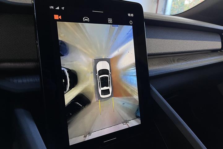 Hvid Polestar 2 fra 2023