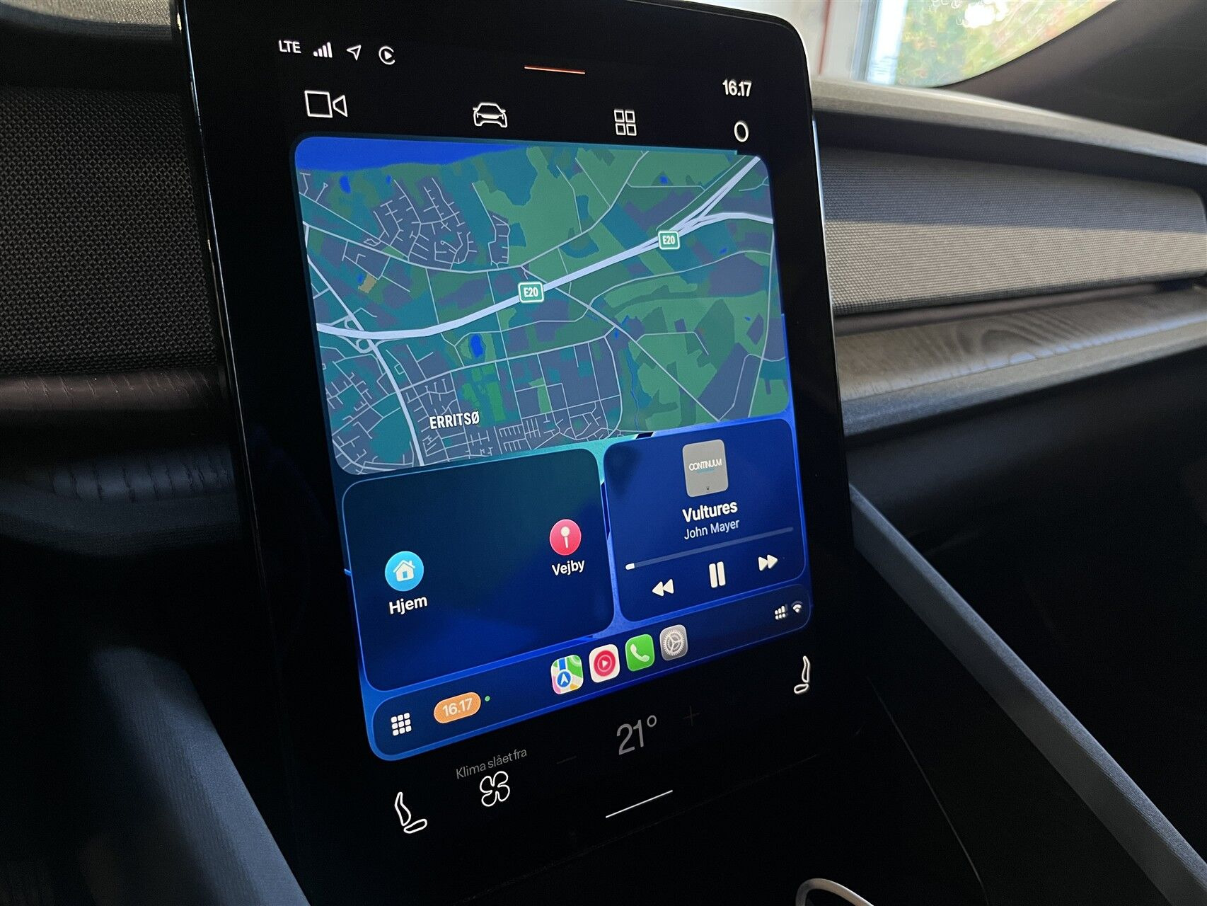 Hvid Polestar 2 fra 2023