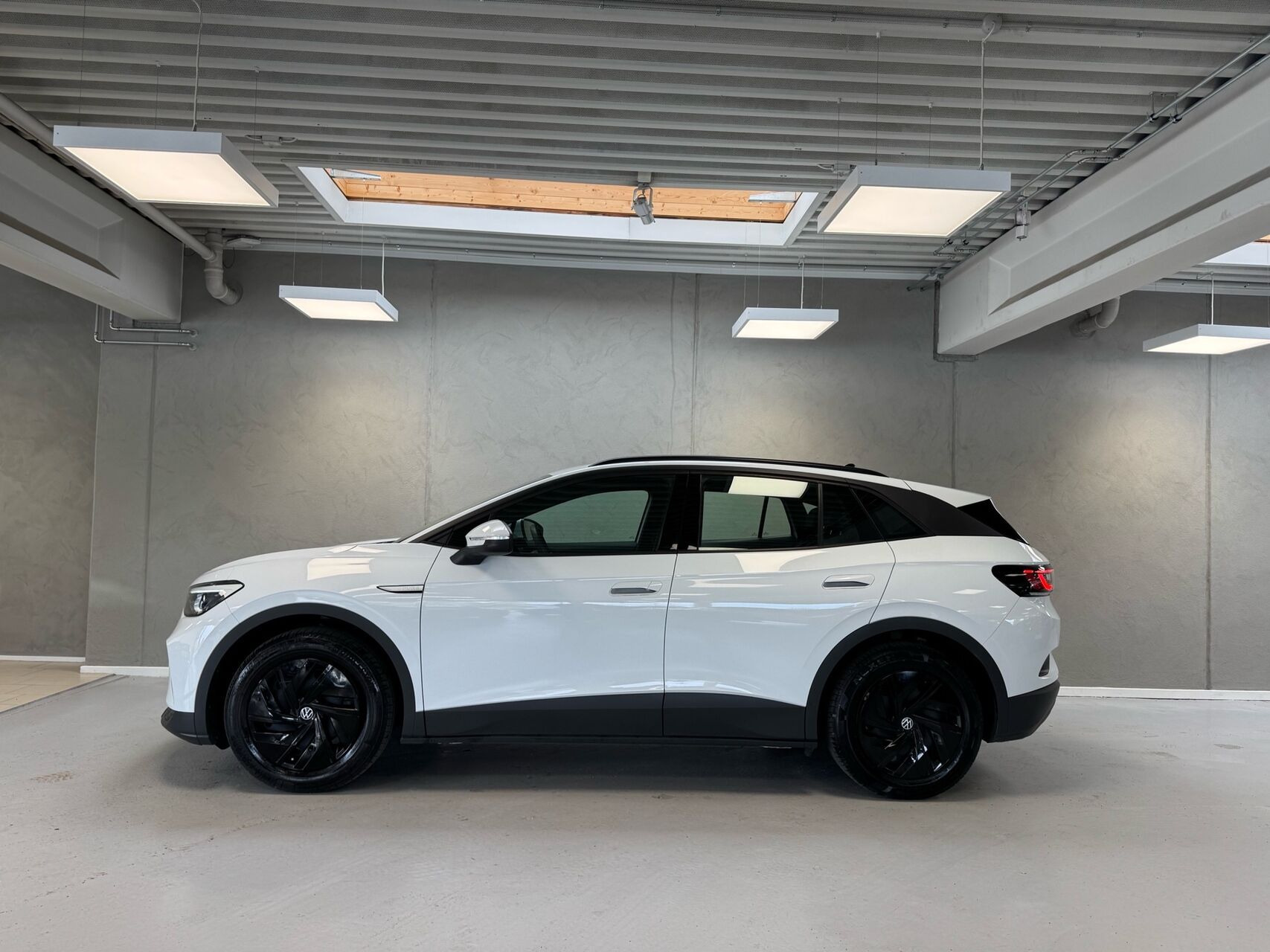 Hvid VW ID.4 fra 2021