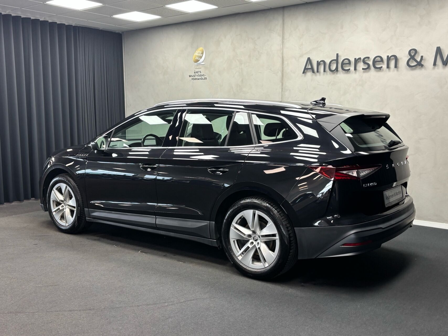 Sort Skoda Enyaq fra 2022