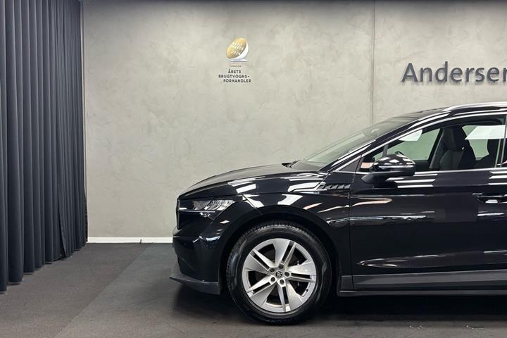 Sort Skoda Enyaq fra 2022