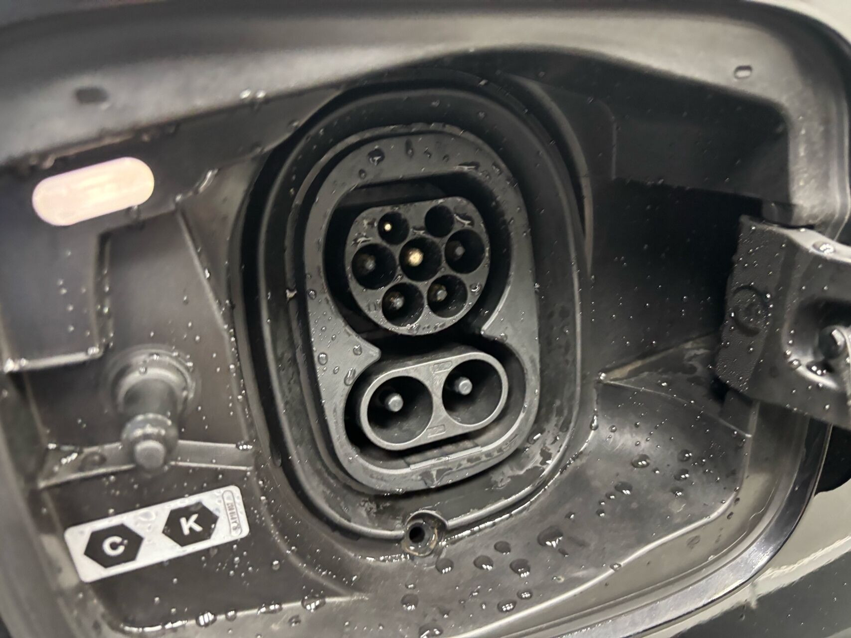 Sort Skoda Enyaq fra 2022