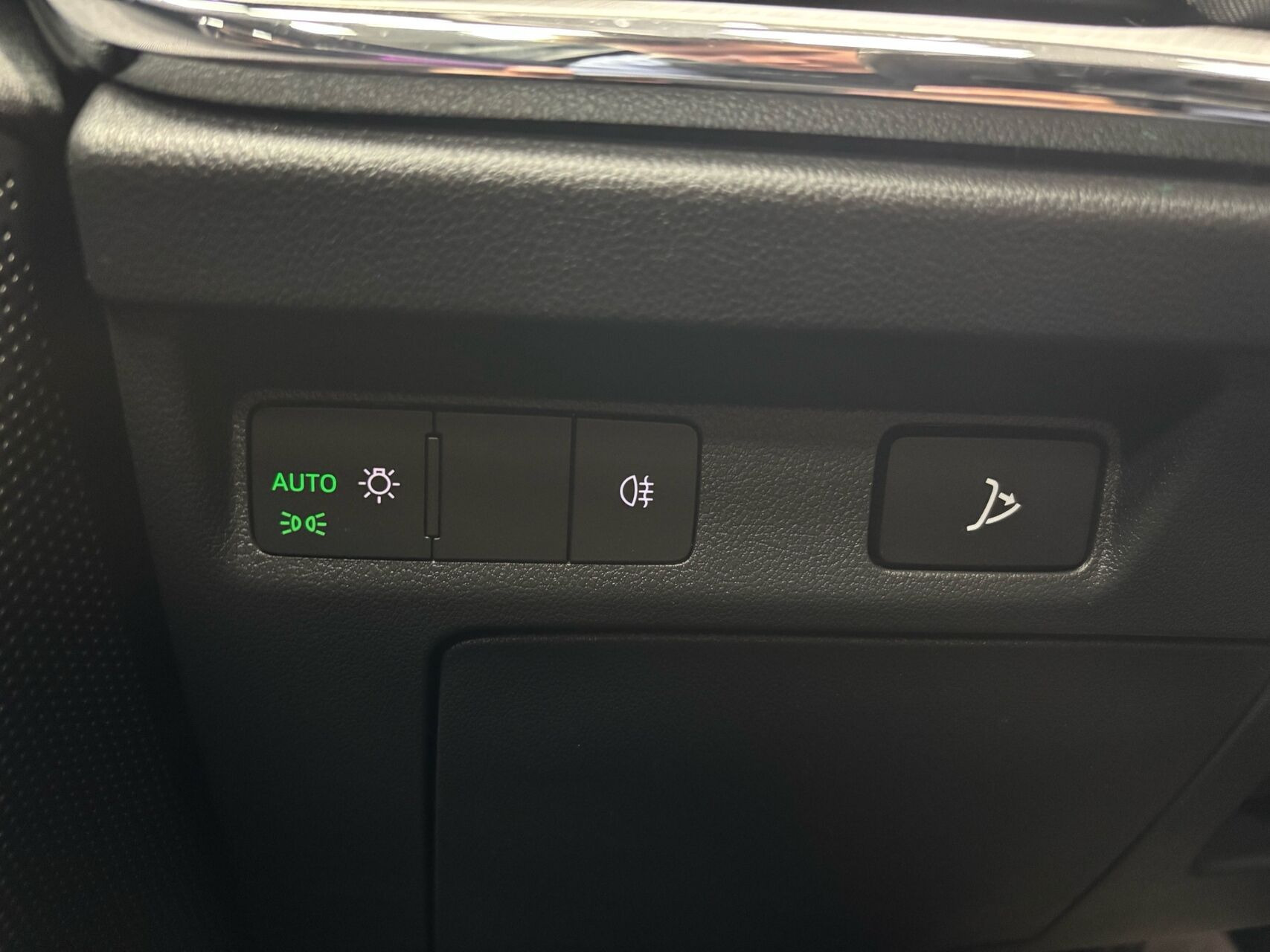Sort Skoda Enyaq fra 2022