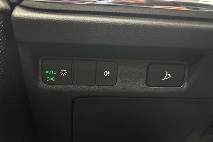 Sort Skoda Enyaq fra 2022