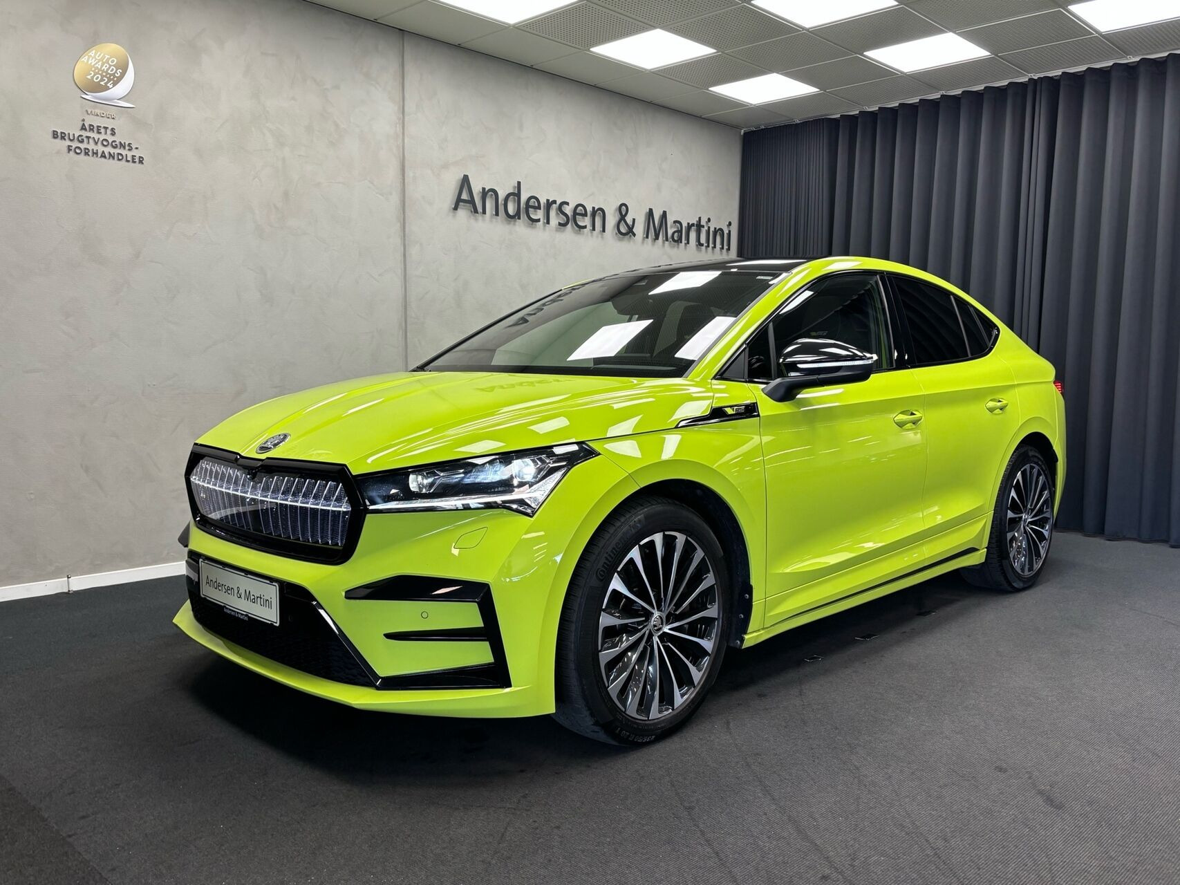 Grøn Skoda Enyaq fra 2023