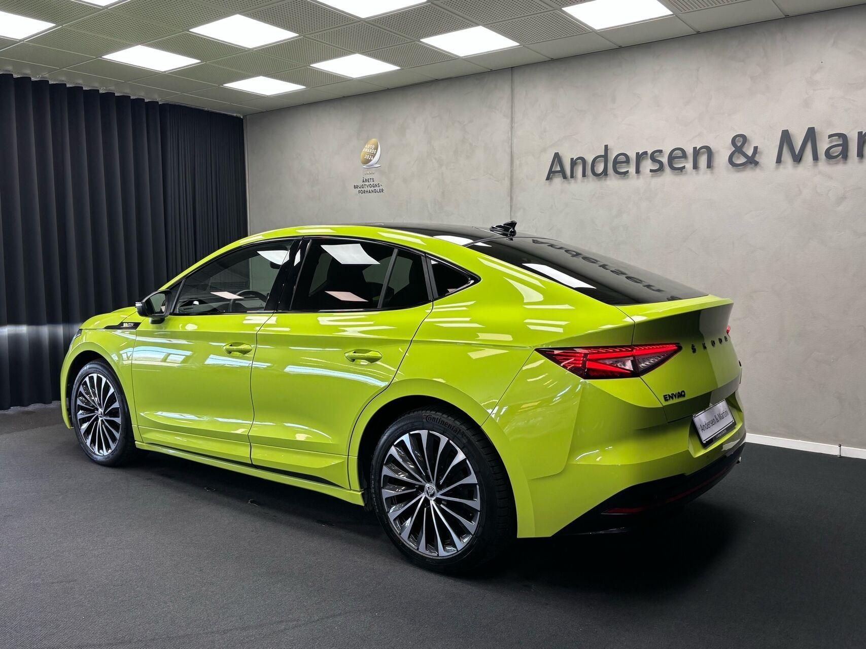 Grøn Skoda Enyaq fra 2023