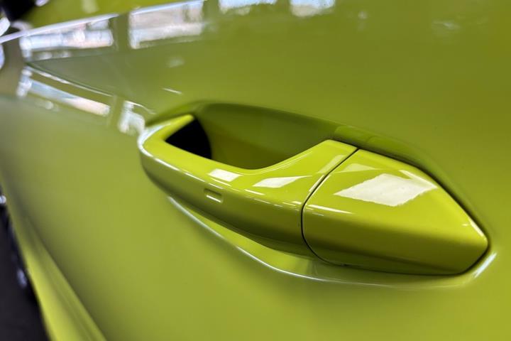 Grøn Skoda Enyaq fra 2023