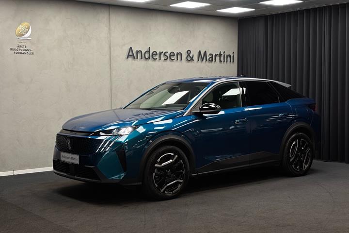 Blå Peugeot e-3008 fra 2025