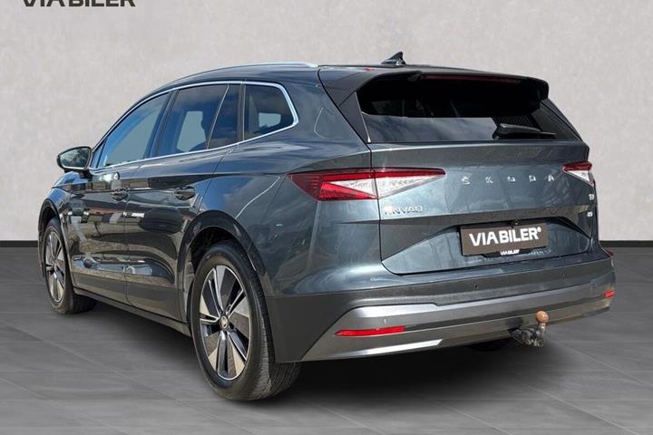Grå Skoda Enyaq fra 2021