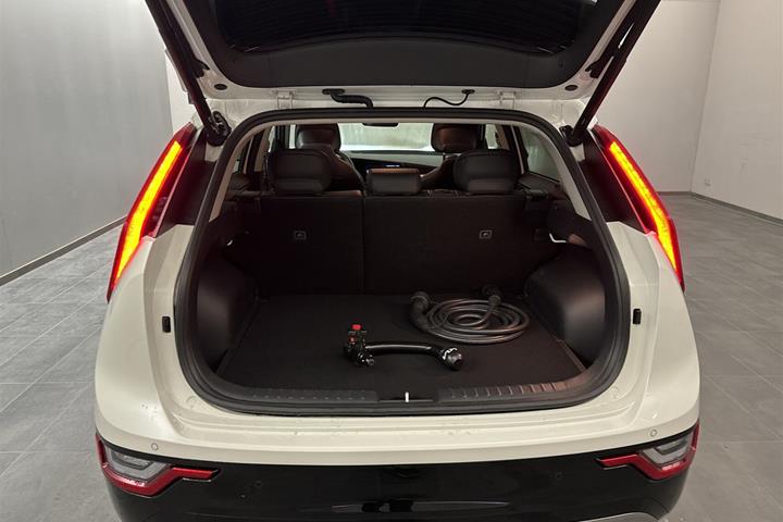 Hvid Kia Niro EV fra 2023