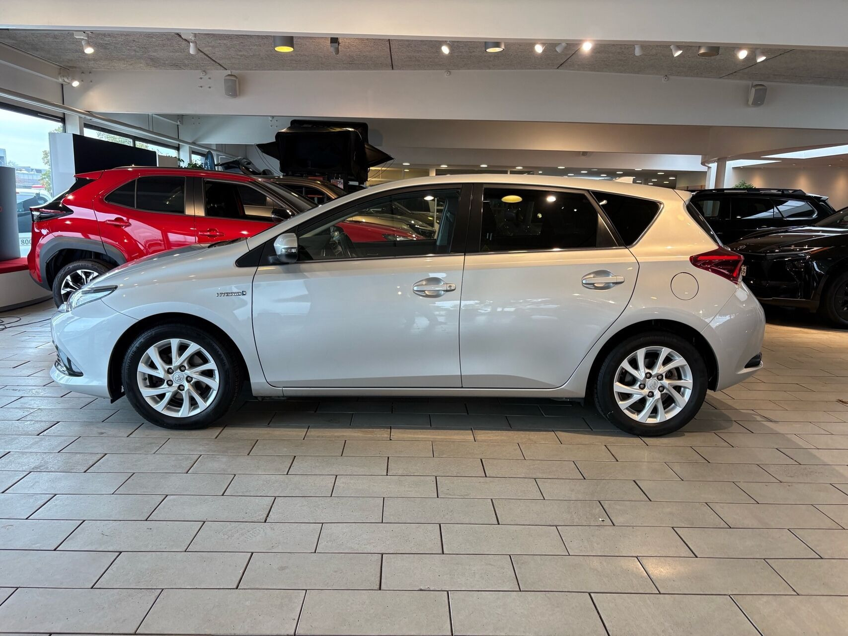 Sølv Toyota Auris fra 2017
