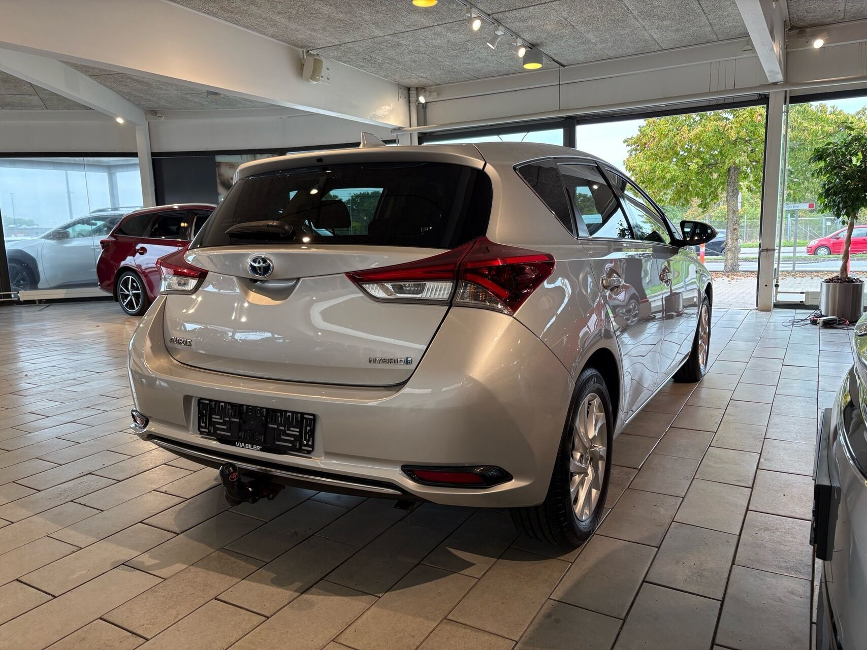 Sølv Toyota Auris fra 2017