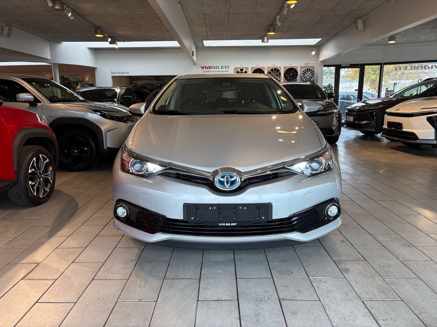 Sølv Toyota Auris fra 2017