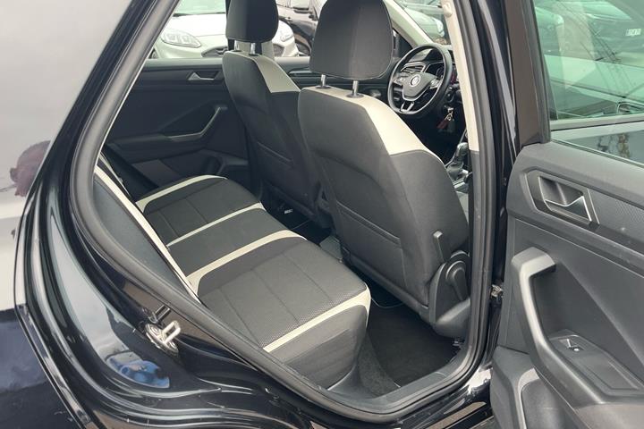 Sort VW T-Roc fra 2019