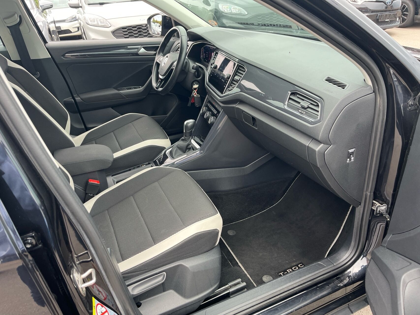 Sort VW T-Roc fra 2019