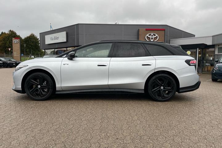 Sølv VW ID.7 fra 2026