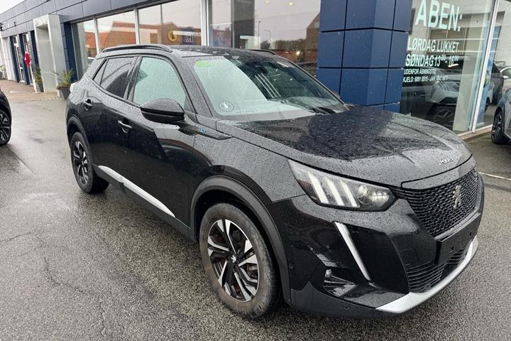 Sort Peugeot e-2008 fra 2022