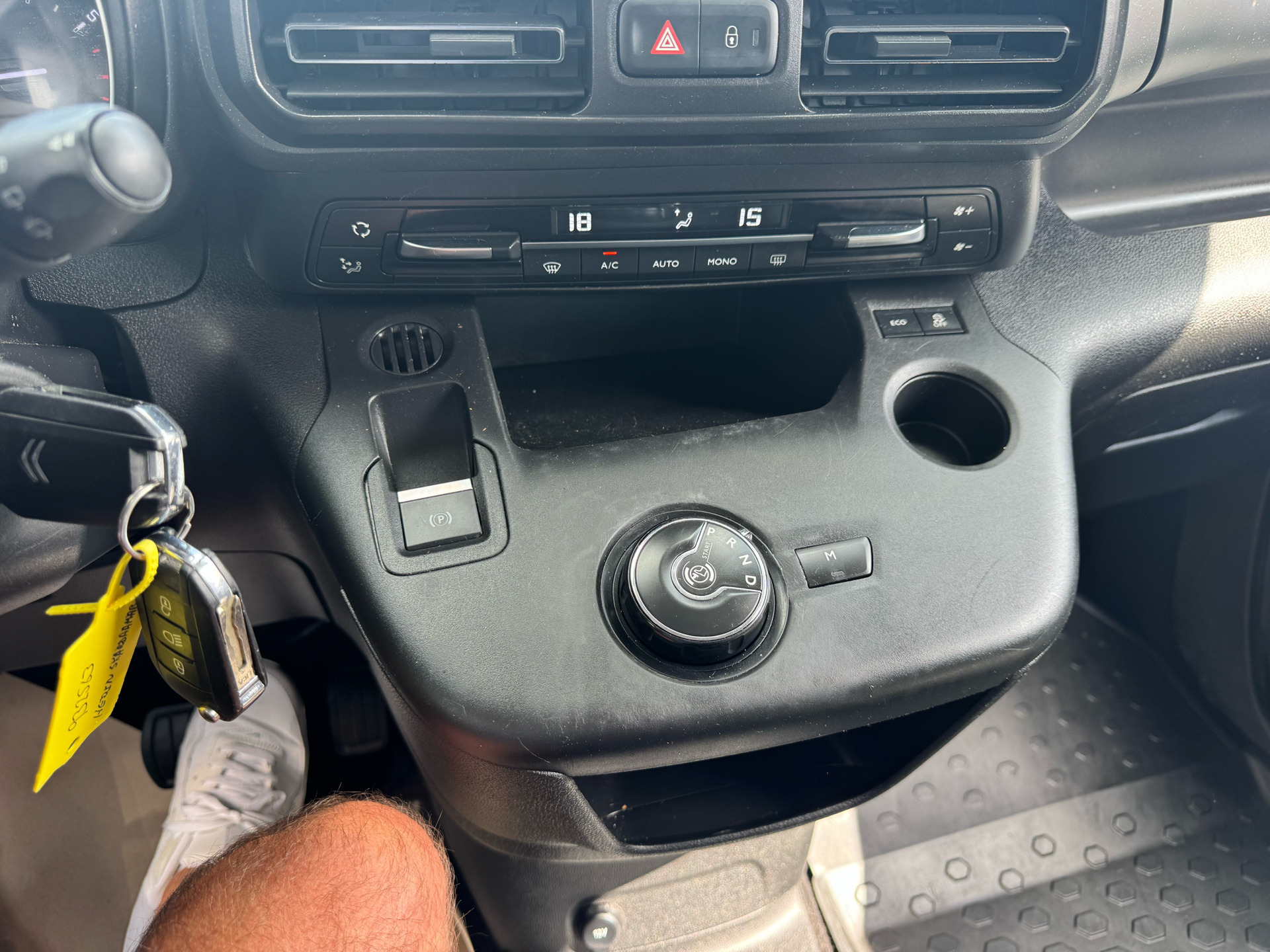 Hvid Citroën Berlingo fra 2019