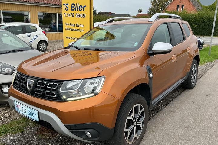 Gul Dacia Duster fra 2018