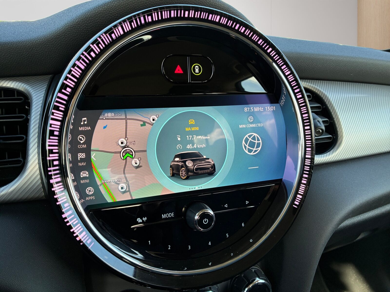 Grå Mini Cooper fra 2023