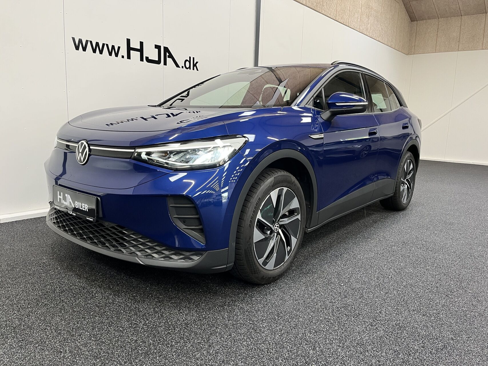 Blå VW ID.4 fra 2023