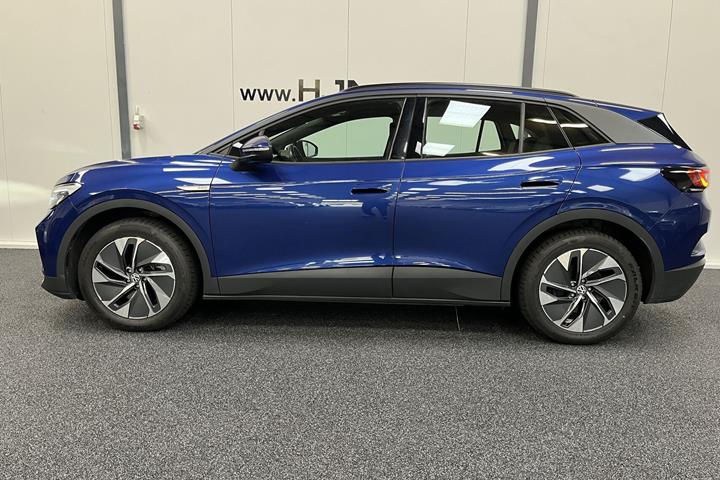 Blå VW ID.4 fra 2023