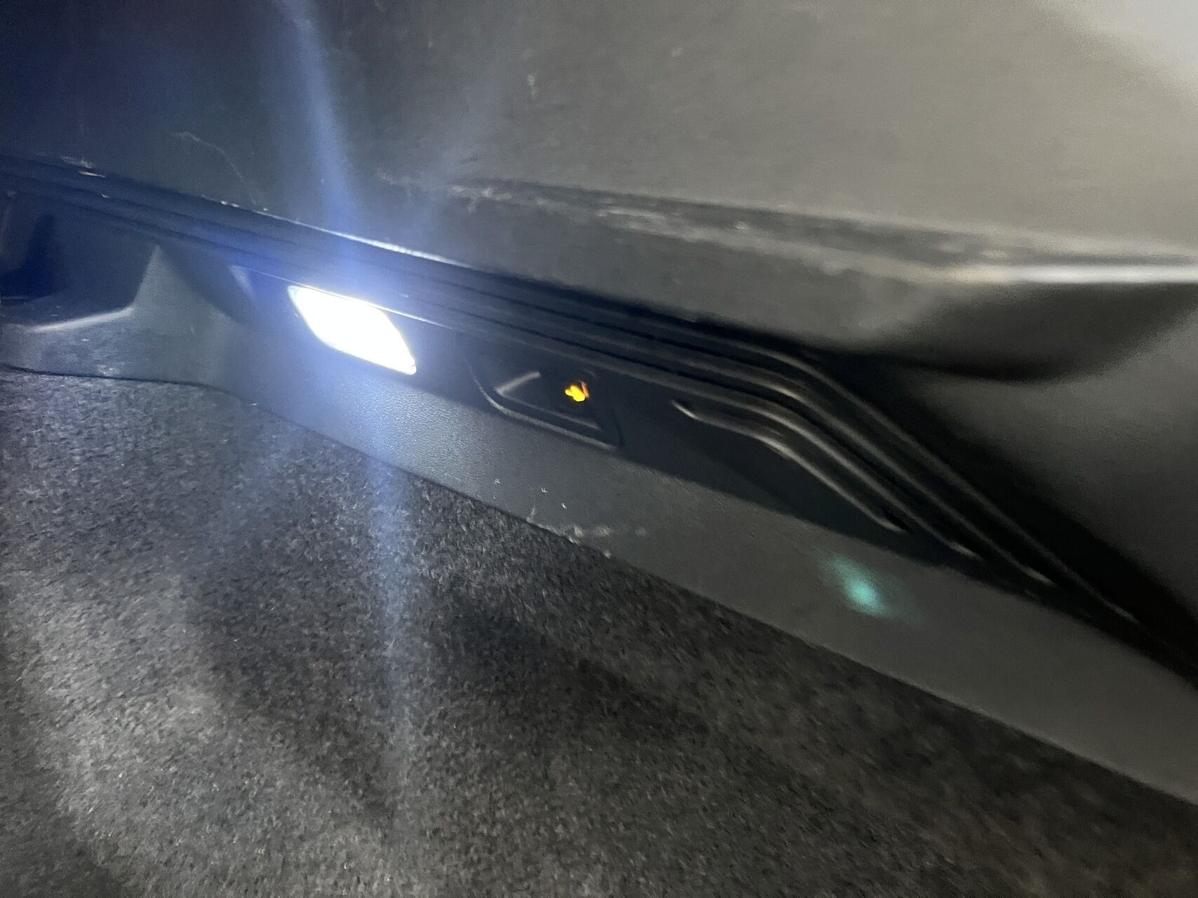 Blå VW ID.4 fra 2023