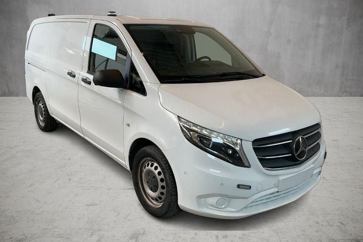 Hvid Mercedes Vito fra 2022