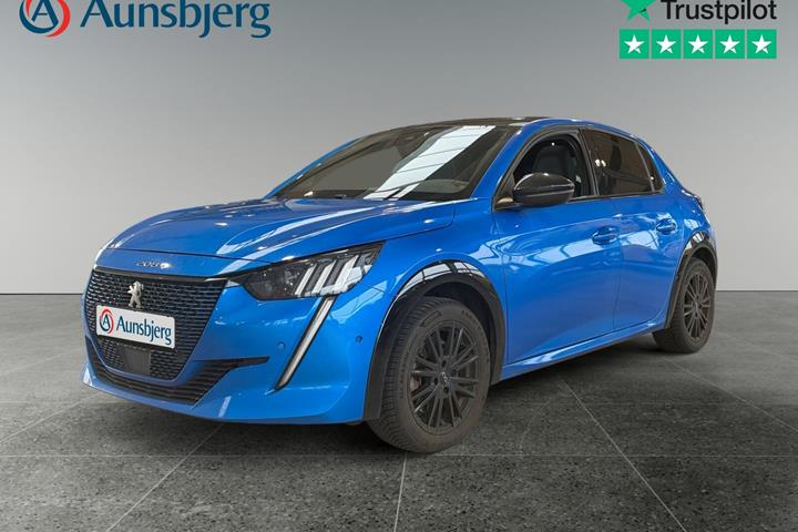 Blå Peugeot e-208 fra 2022