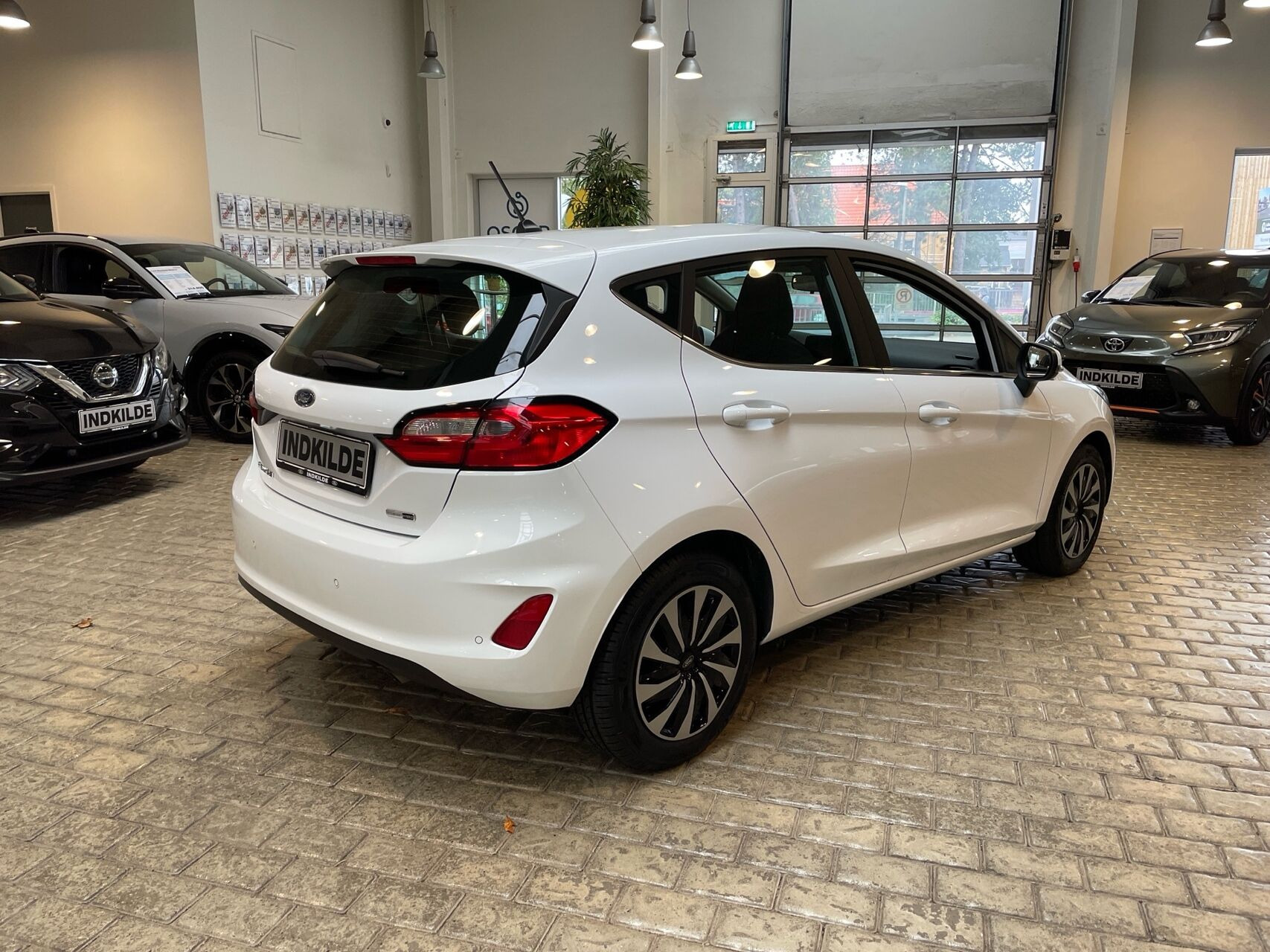 Hvid Ford Fiesta fra 2023