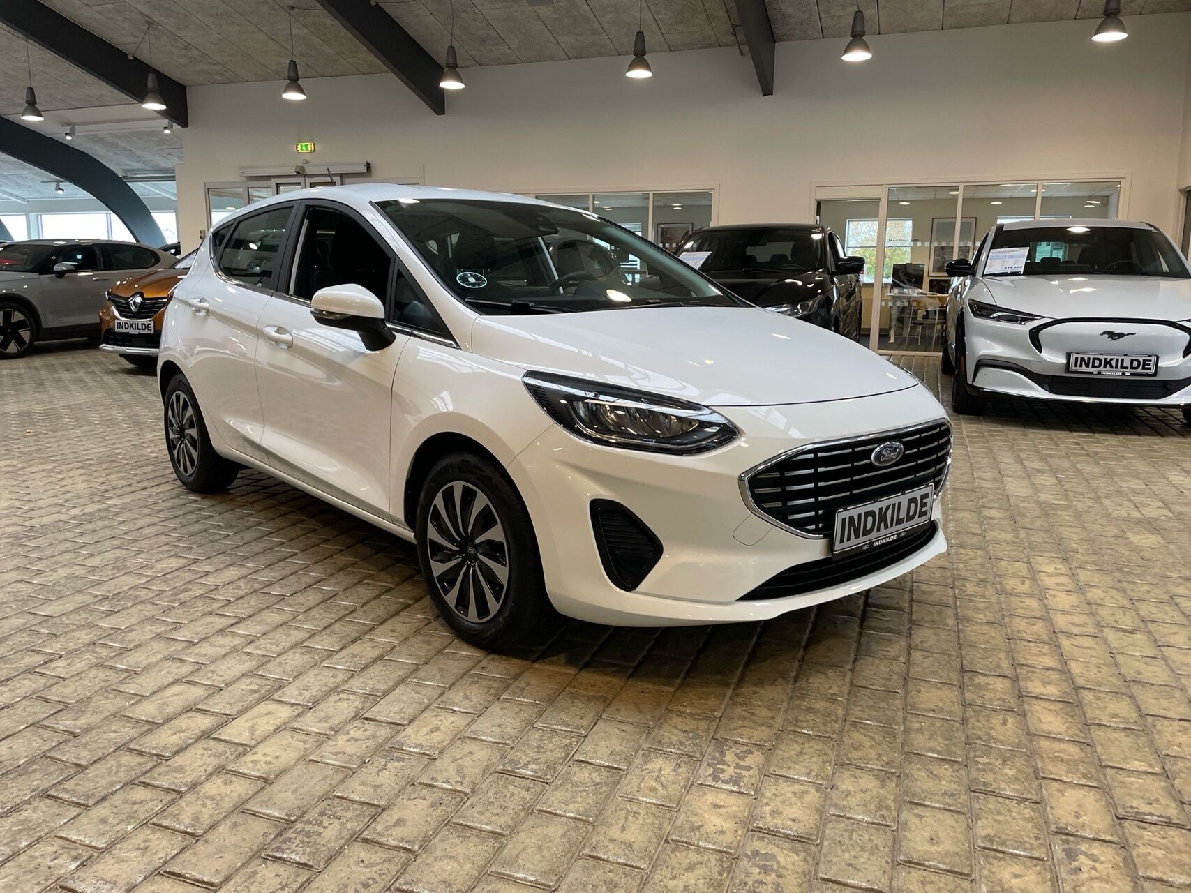 Hvid Ford Fiesta fra 2023
