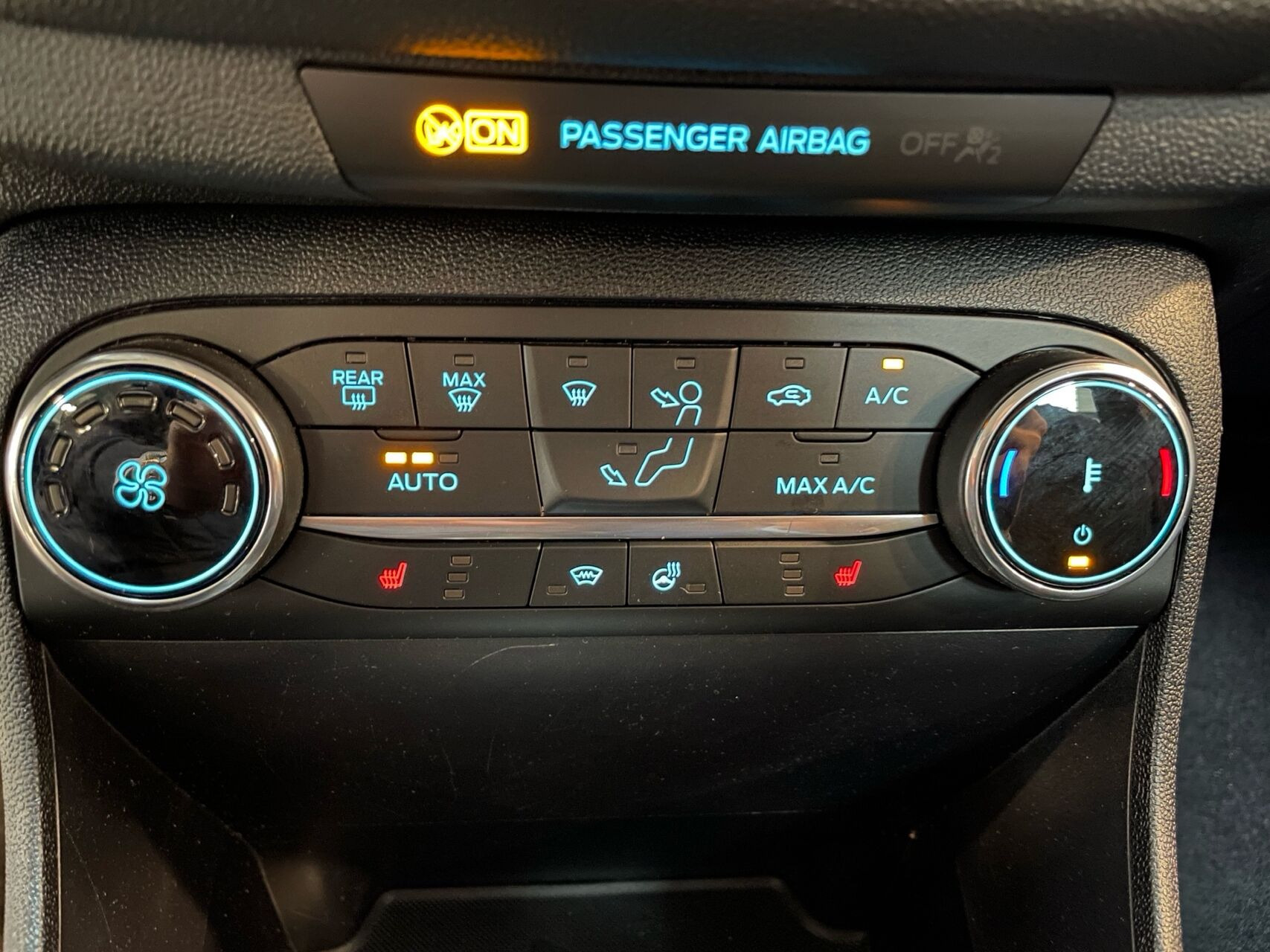 Hvid Ford Fiesta fra 2023