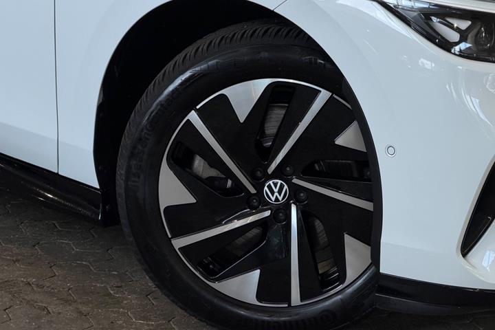 Hvid VW ID.7 fra 2026