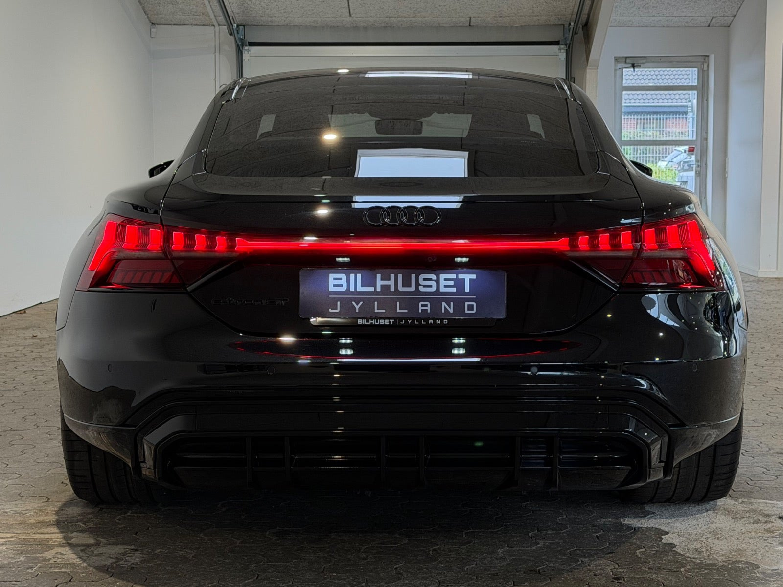 Sort Audi e-tron GT fra 2022