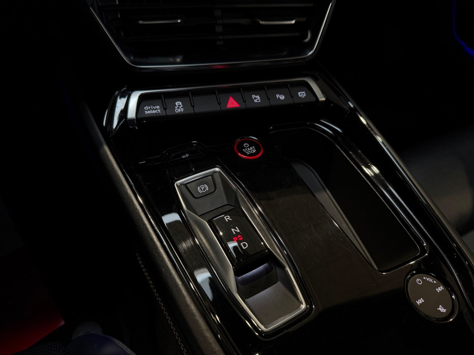 Sort Audi e-tron GT fra 2022