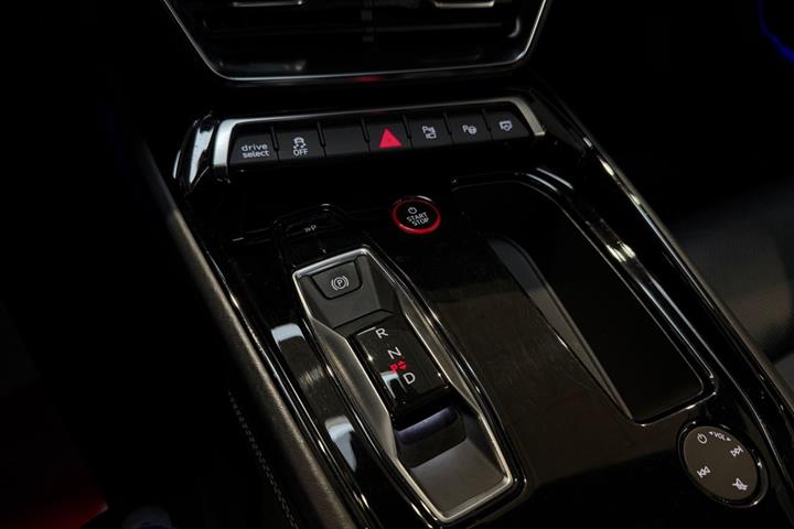 Sort Audi e-tron GT fra 2022