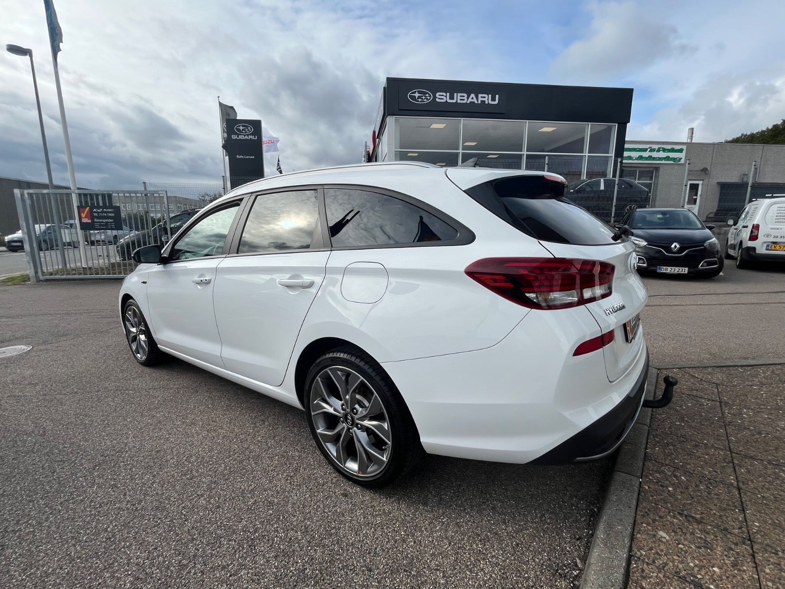 Hvid Hyundai i30 fra 2021