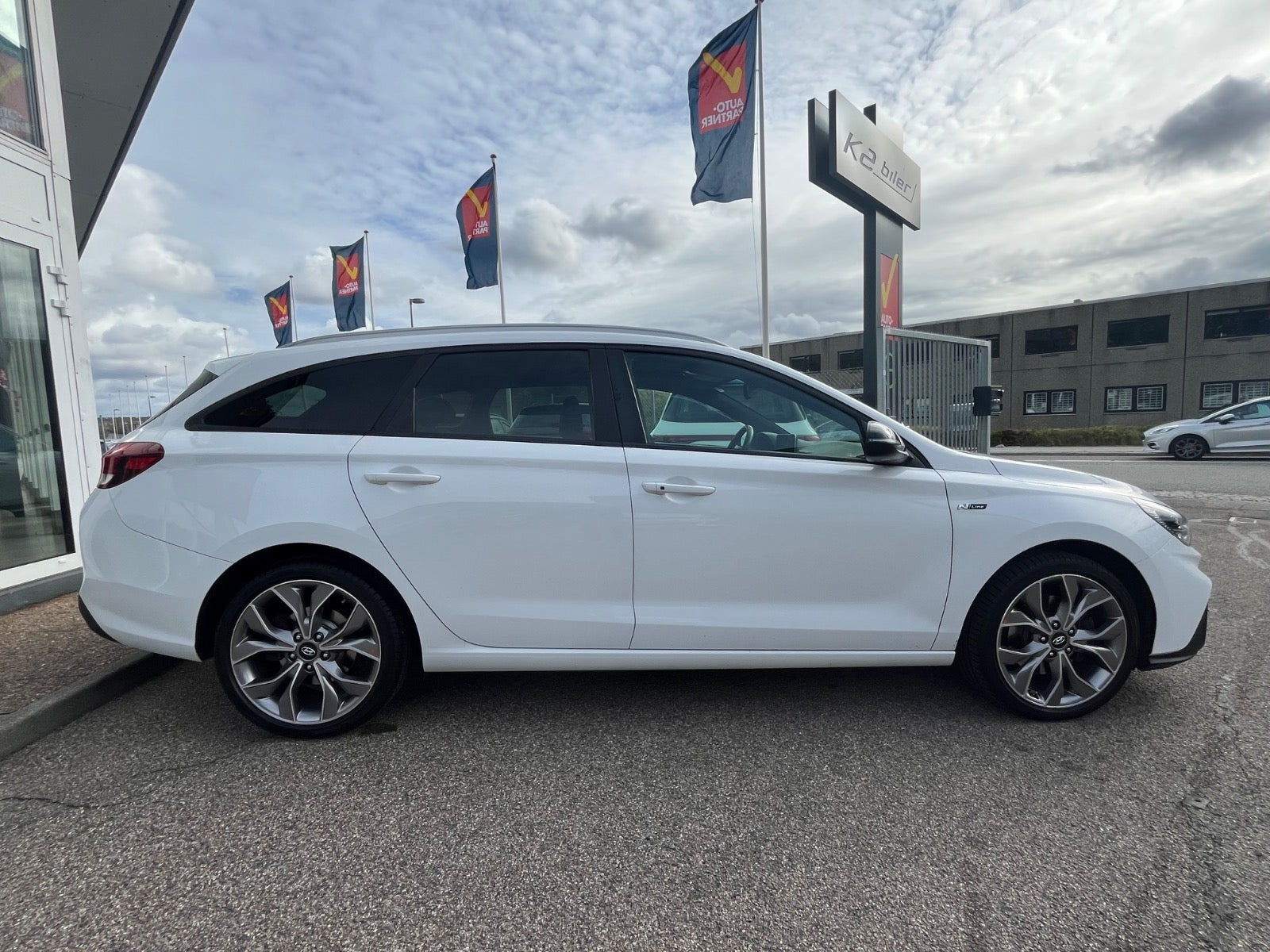 Hvid Hyundai i30 fra 2021