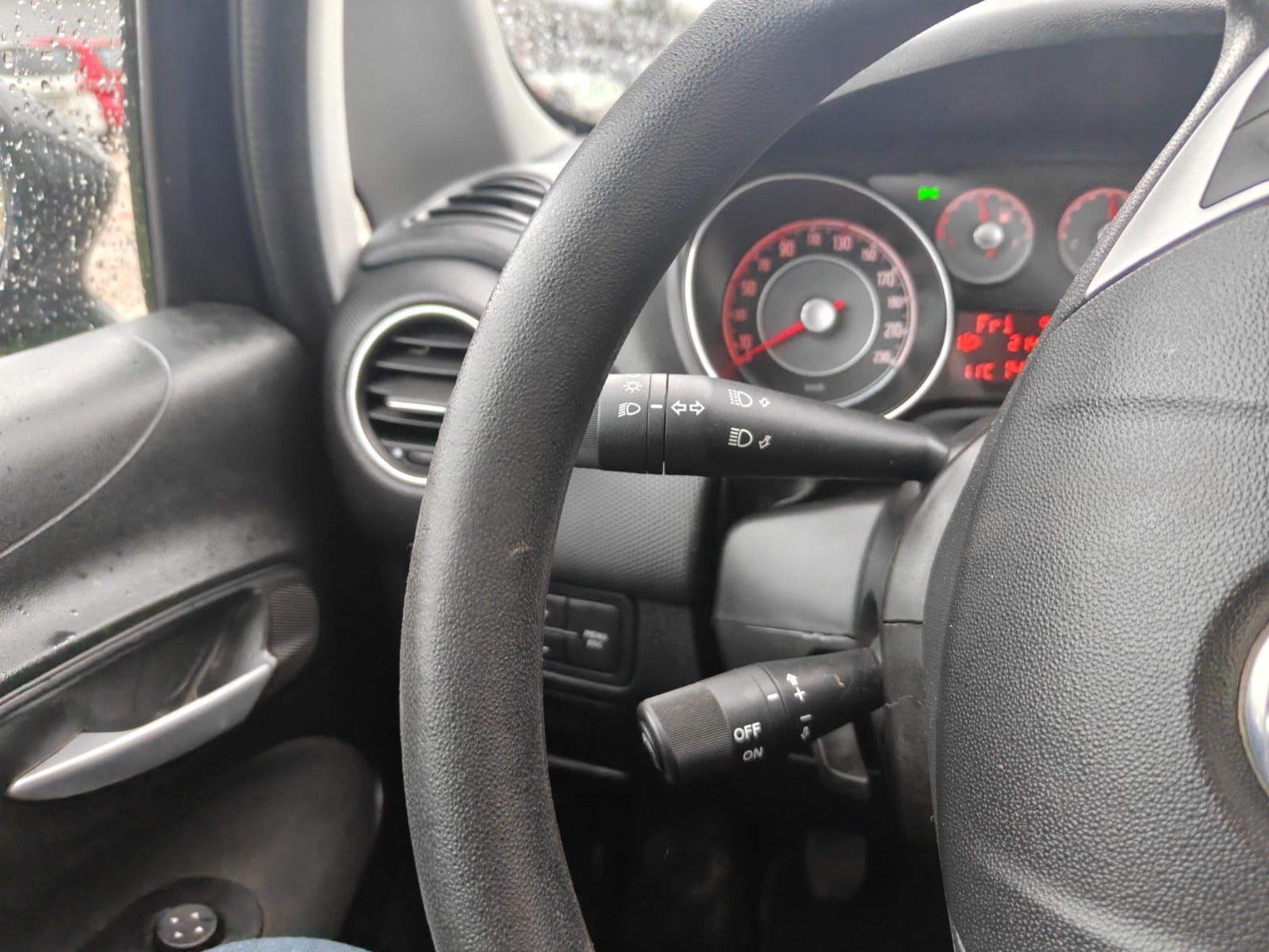 Gul Fiat Punto fra 2006