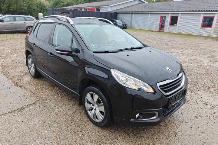 Gul Peugeot 2008 fra 2013
